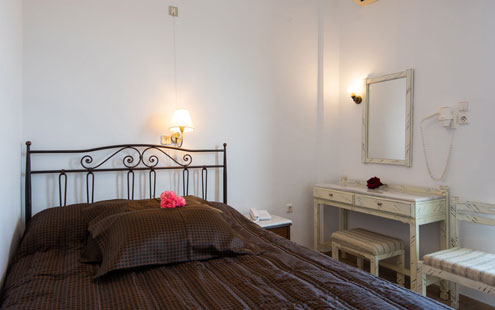Ξενοδοχείο Αρτεμών στη Σίφνο - Μονόκλινο δωμάτιο