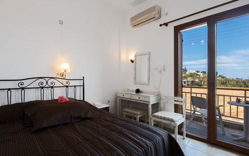 Double room at Artemon Hotel in Sifnos