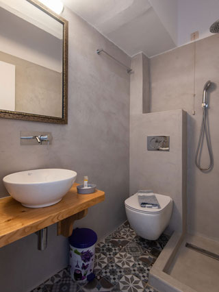 Camera doppia moderna bagno
