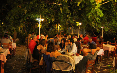 Lempesis restaurant in Artemonas, Sifnos