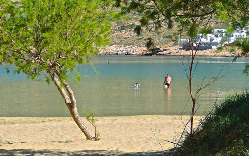 Kamares Beach in Sifnos